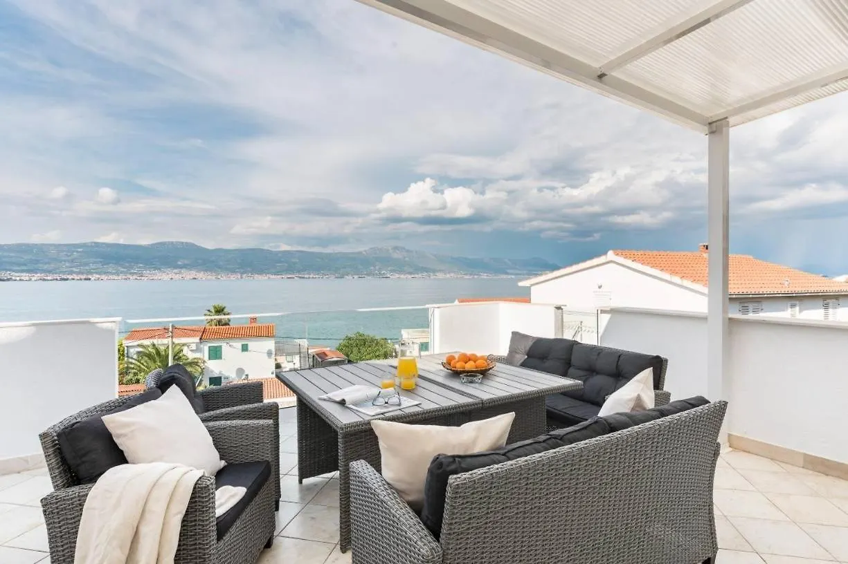Apartment In Arbanija With Sea View, Terrace, Air Conditioning, Wifi 5139-5 트로기르 크로아티아